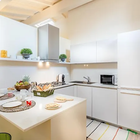 Casa Cachi 3, Breathtaking Views Of From A Spacious Furnished Terrace Inside The Walls Apartamento *